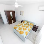 Apartment Trinidad 2-a