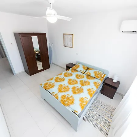 Apartment 2 Bed, Kapparis, Trinidad - 2a