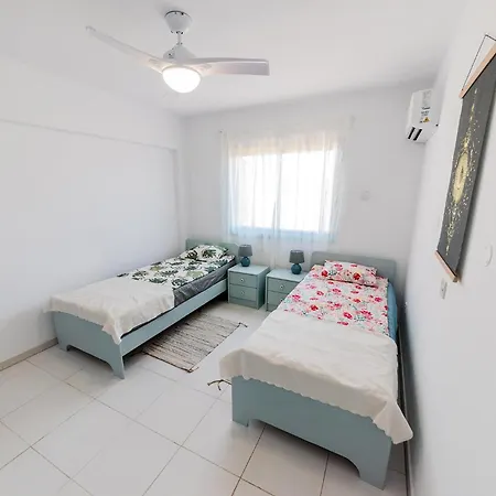 2 Bed, Kapparis, Trinidad - 2a Apartman Paralímni